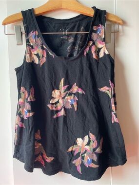 a new day Black Floral Sleeveless Tank with Multicolor Blossom Print
